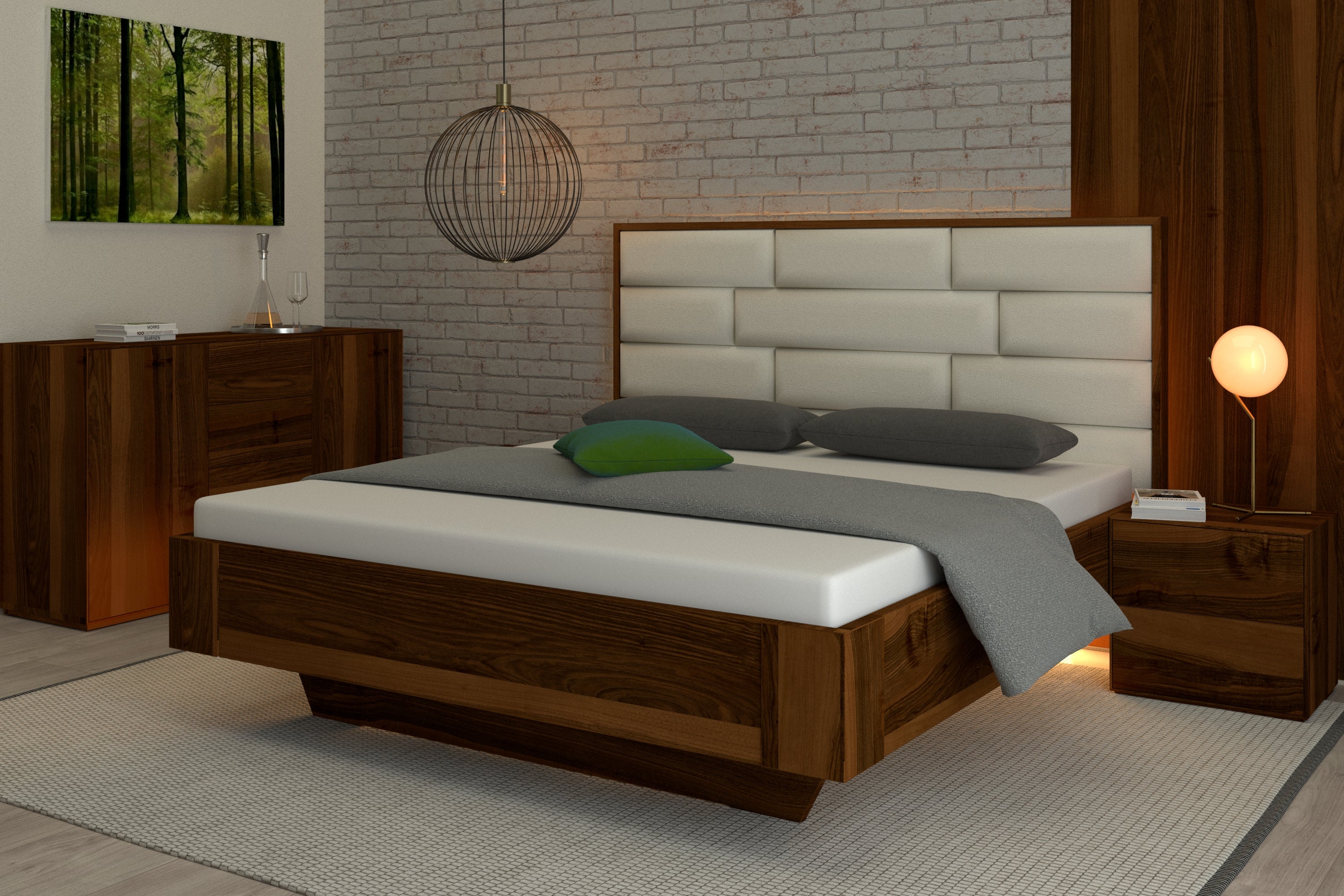 Luxusbett aus Nussholz mit weißer Lederpolsterung